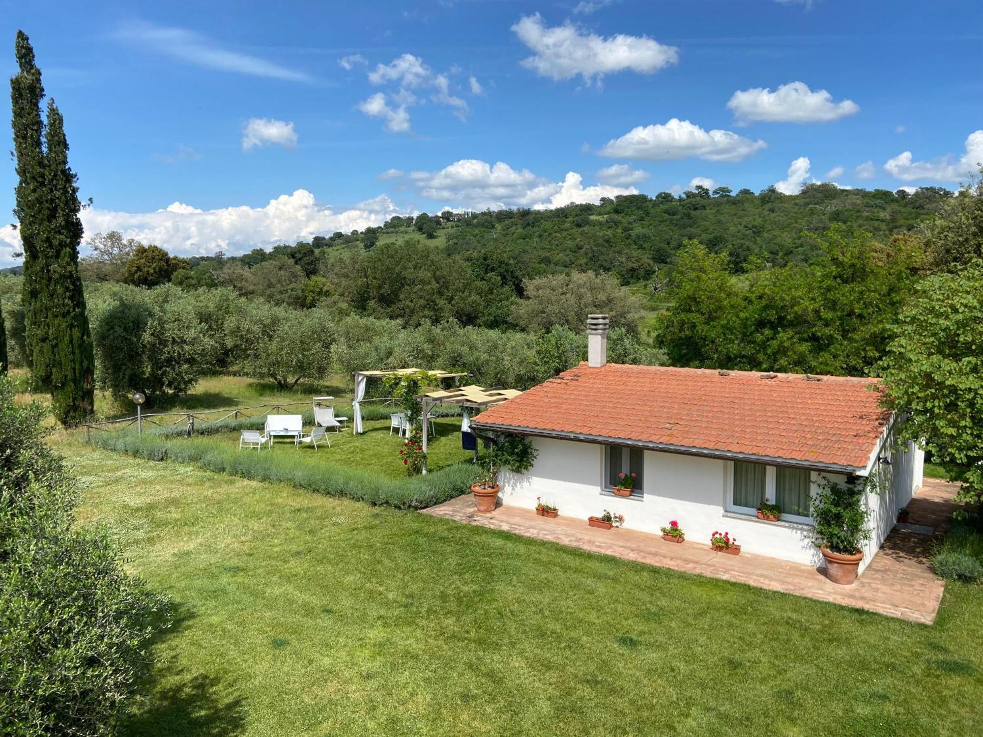 Tenuta Le Mandorlaie, Agriturismo In Scansano Exterior foto